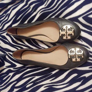 Ladies designer shoes